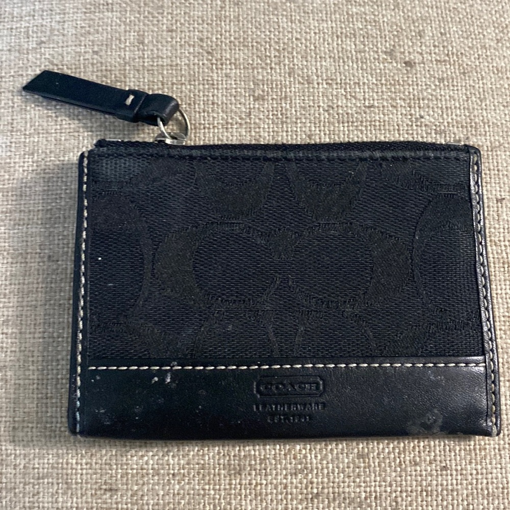 Coin pouch
